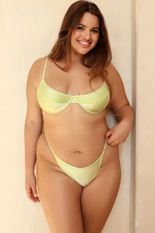 Butterfly Underwire Super Cheeky Set