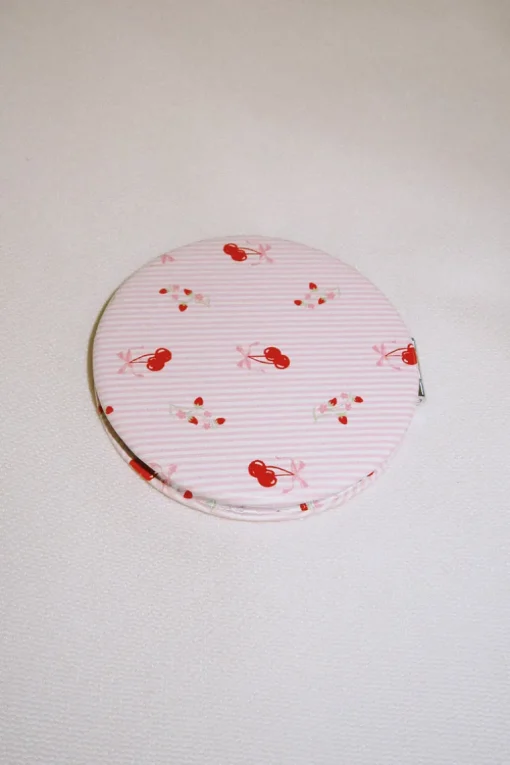 Compact Mirror