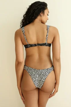 Stray Underwire Bikini Heart Top